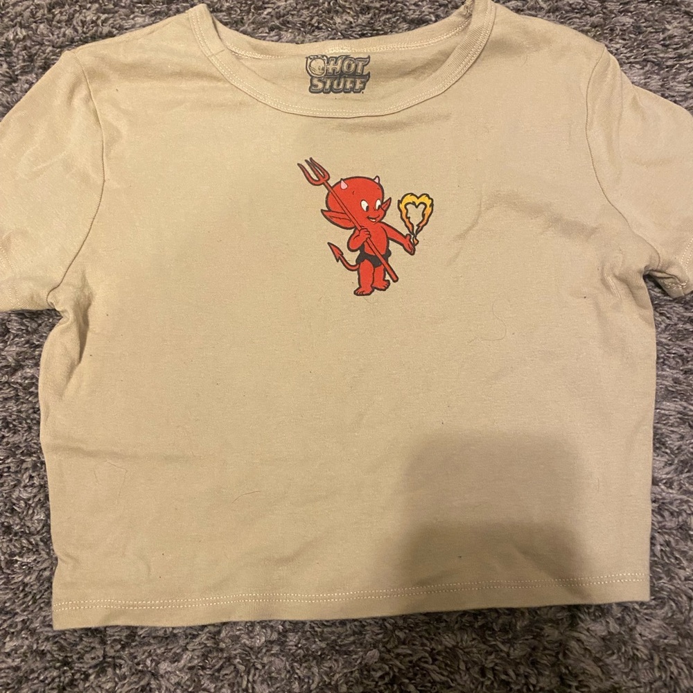 graphic t shirt